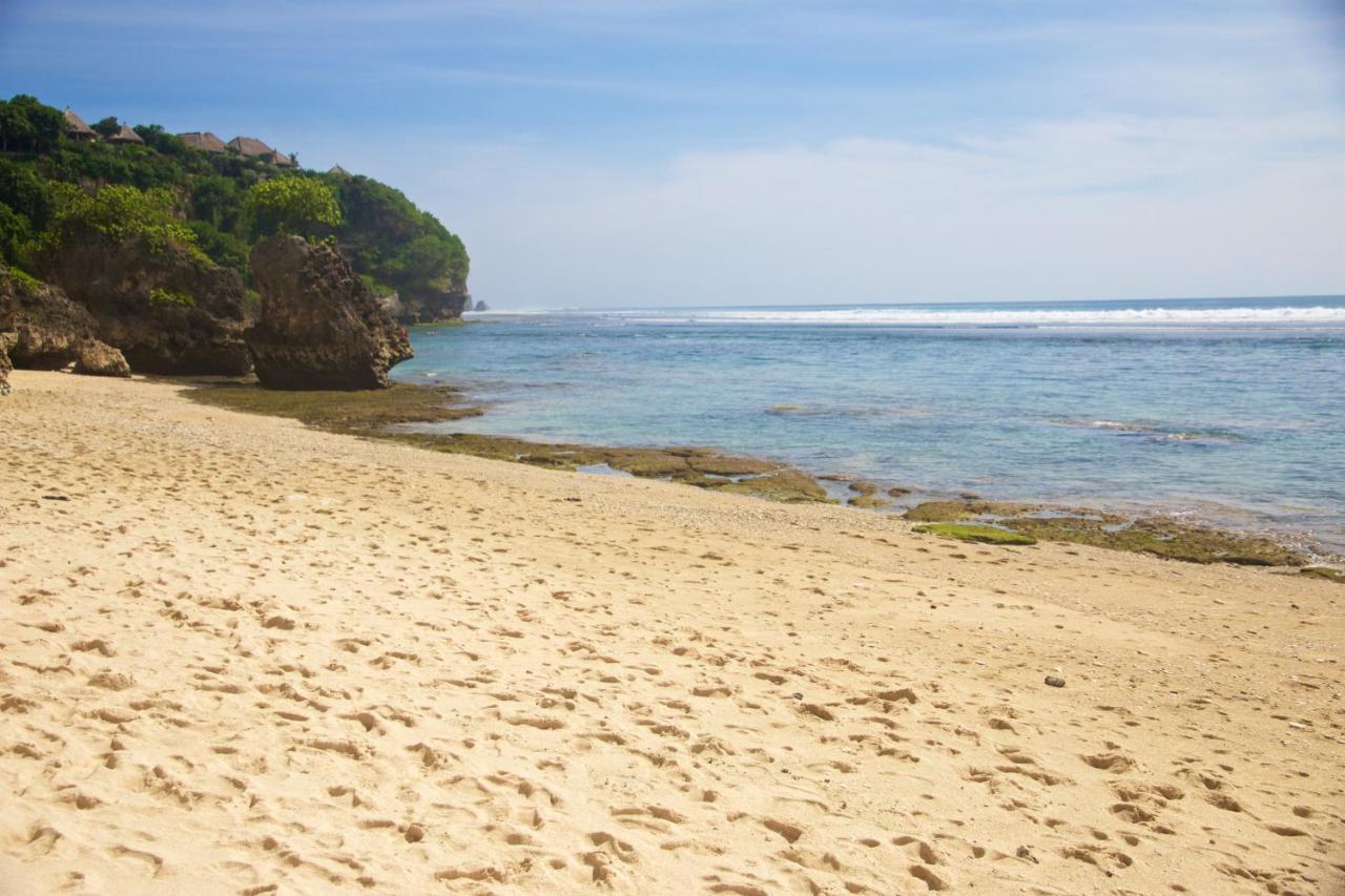 The Hidden Escapes- Stunning 2 Bedroom Directly On Bingin With Ocean & Sunset View * Uluwatu (Bali)